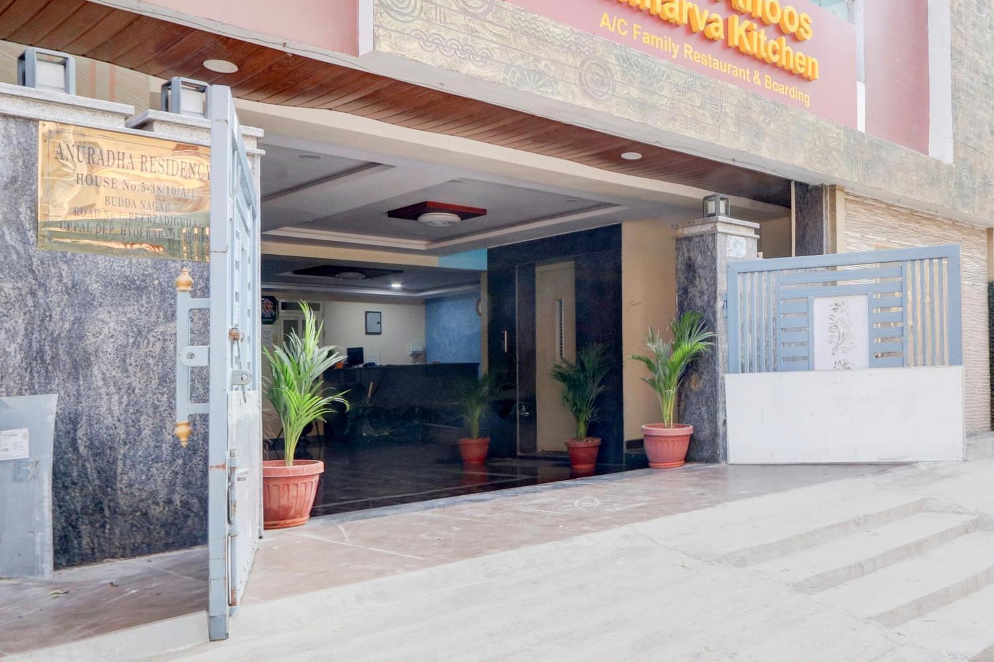 Hotel O Anoos Minarva Hyderabad Luaran gambar